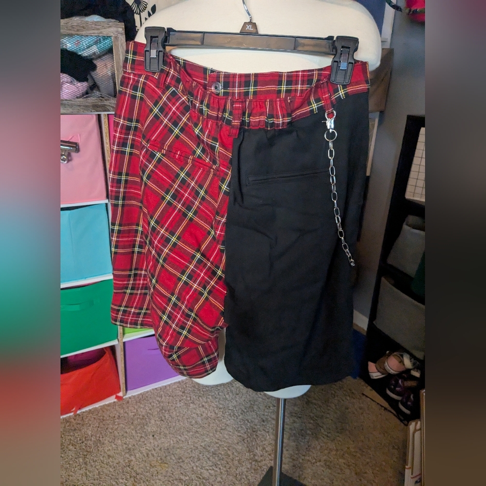Hot Topic Red Plaid and Black Shorts - Picture 3 of 4